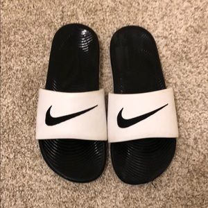 nike slides